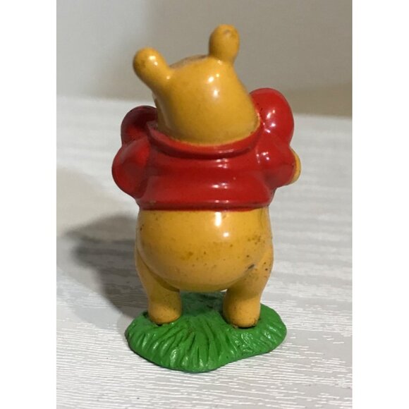 Disney Winnie The Pooh Miniature Figurine Holding Heart 1.5" Tall - Picture 5 of 6